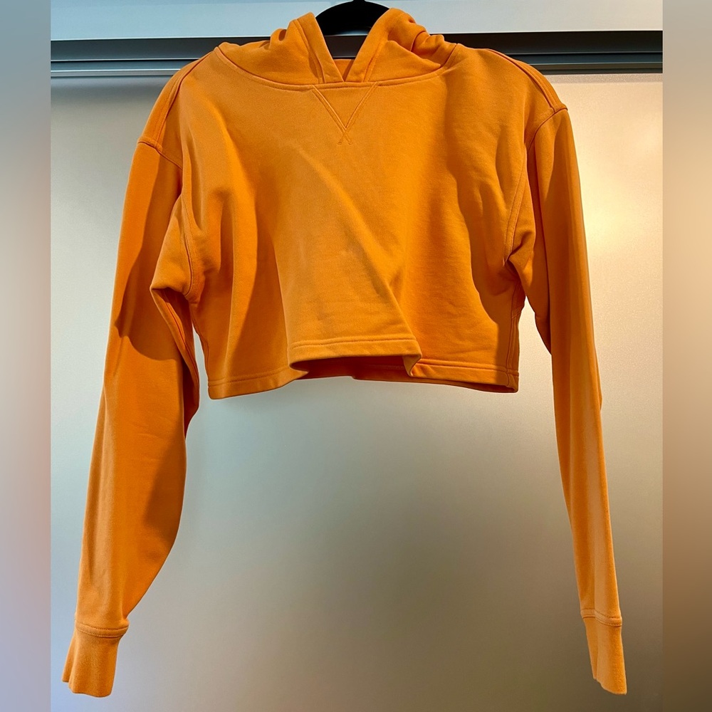 lululemon athletica Cropped Hooded Sweatshirt in Bright Orange